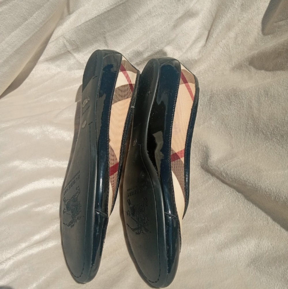 Burberry - Picture 9 of 11